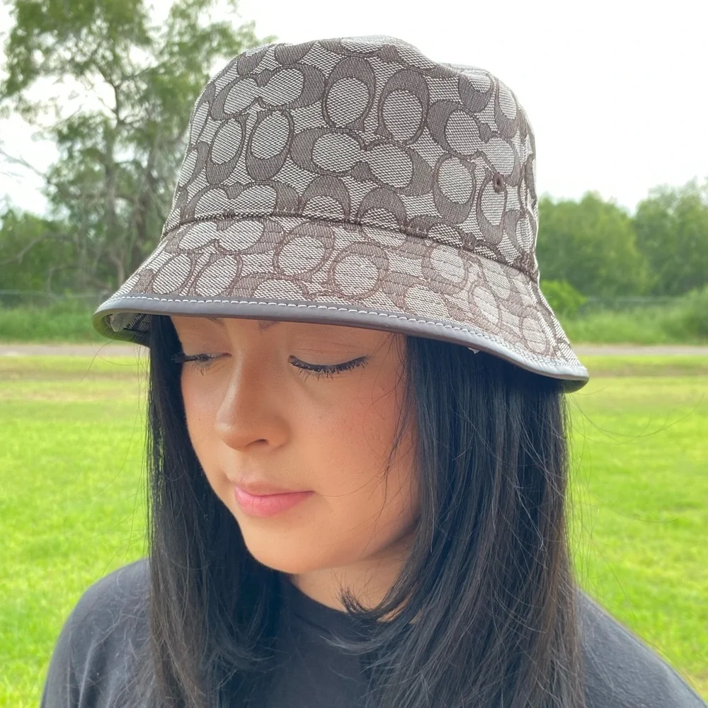 Coach signature jacquard